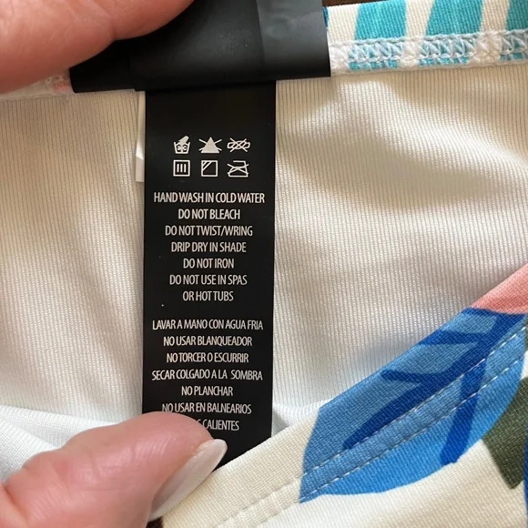 🌺 COCO REEF Engage Side Tie Bikini Bottom – Paradise Floral | Size Large - Picture 8 of 8